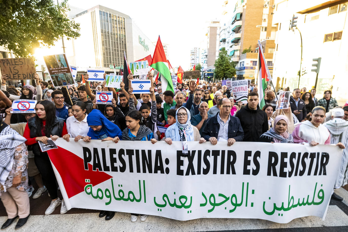 Las imágenes de la manifestación en Murcia en defensa de Palestina
