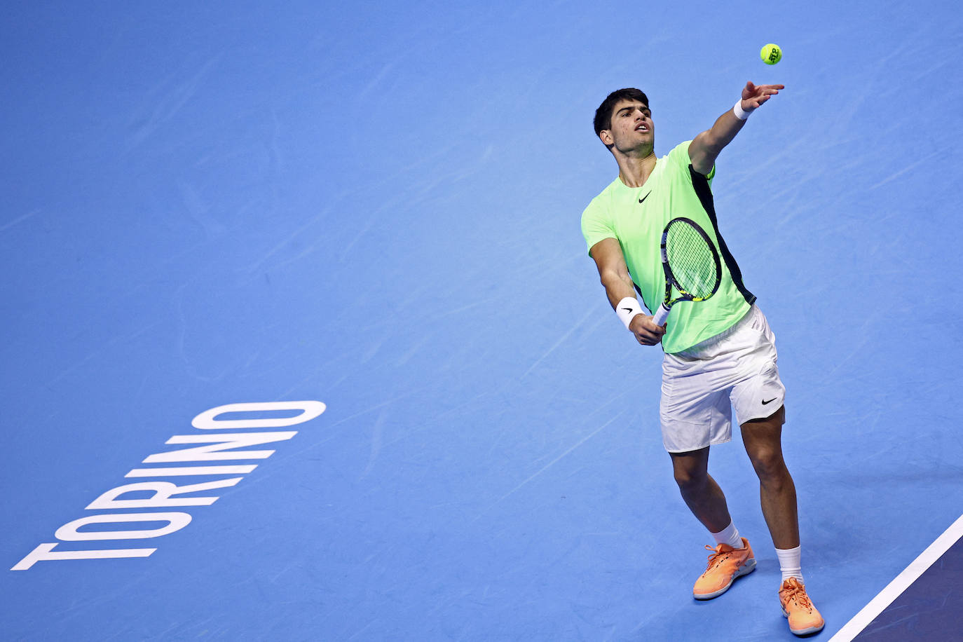 La derrota de Carlos Alcaraz ante Zverev en las Finales ATP, en imágenes