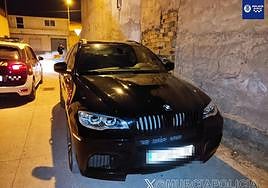 El coche robado en la pedanía de El Palmar de Murcia.