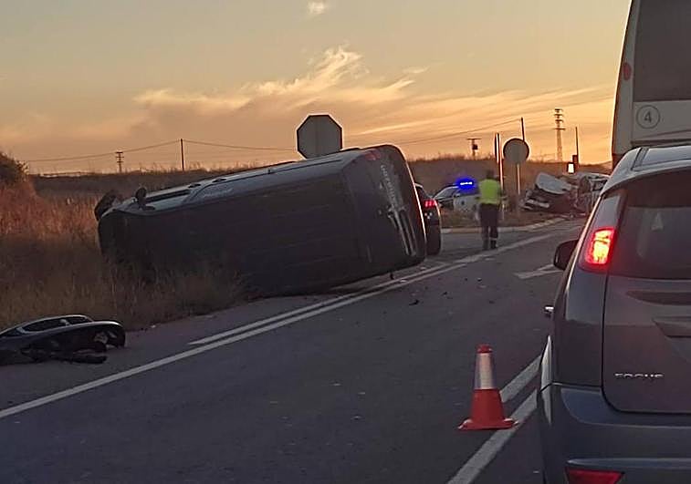 Imagen de uno de los vehículos implicados en el accidente ocurrido en Torre Pacheco este martes.