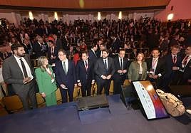 Autoridades, en primera fila, en la inauguración del CEO Congress.