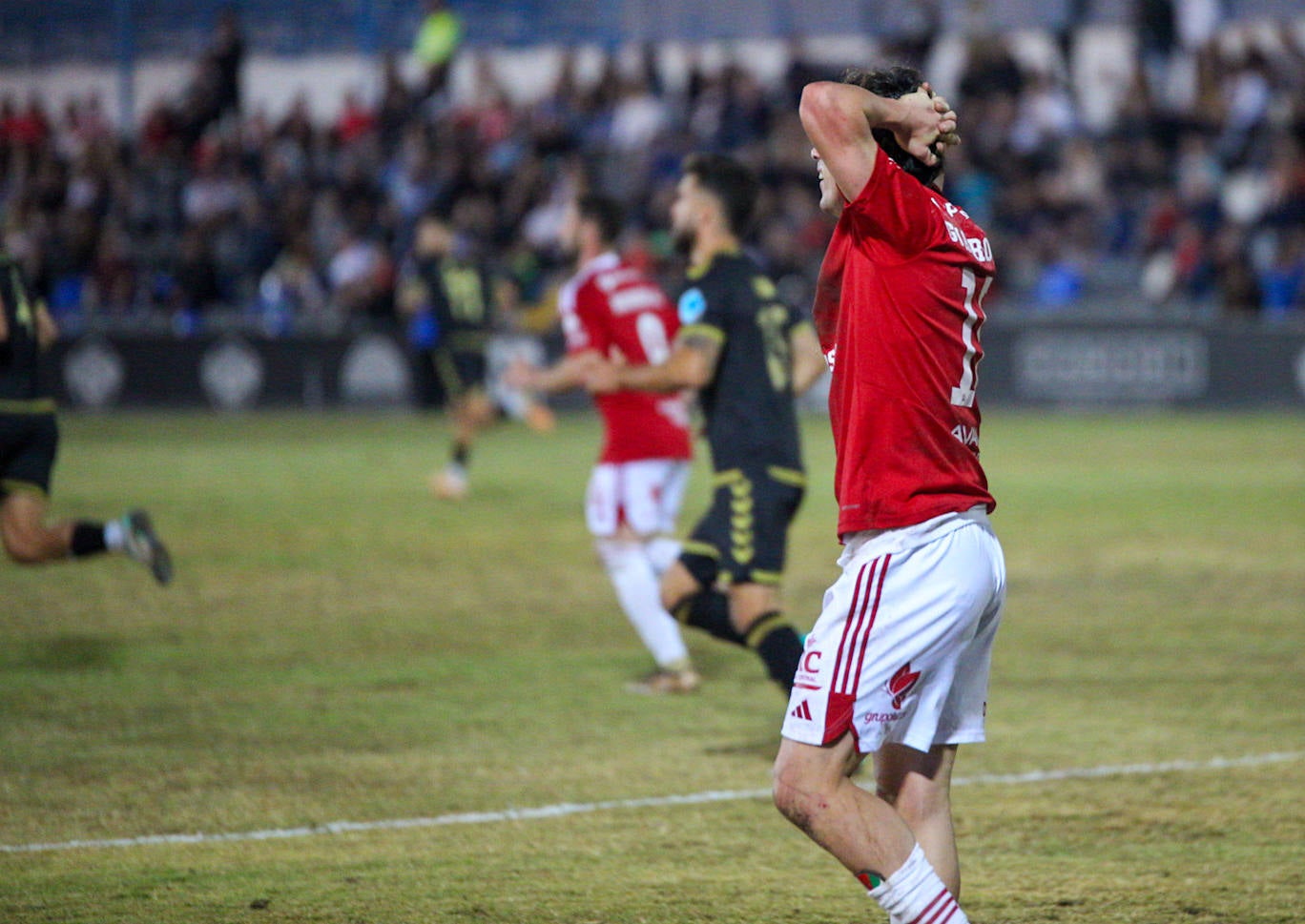 El empate del Real Murcia frente al Intercity, en imágenes