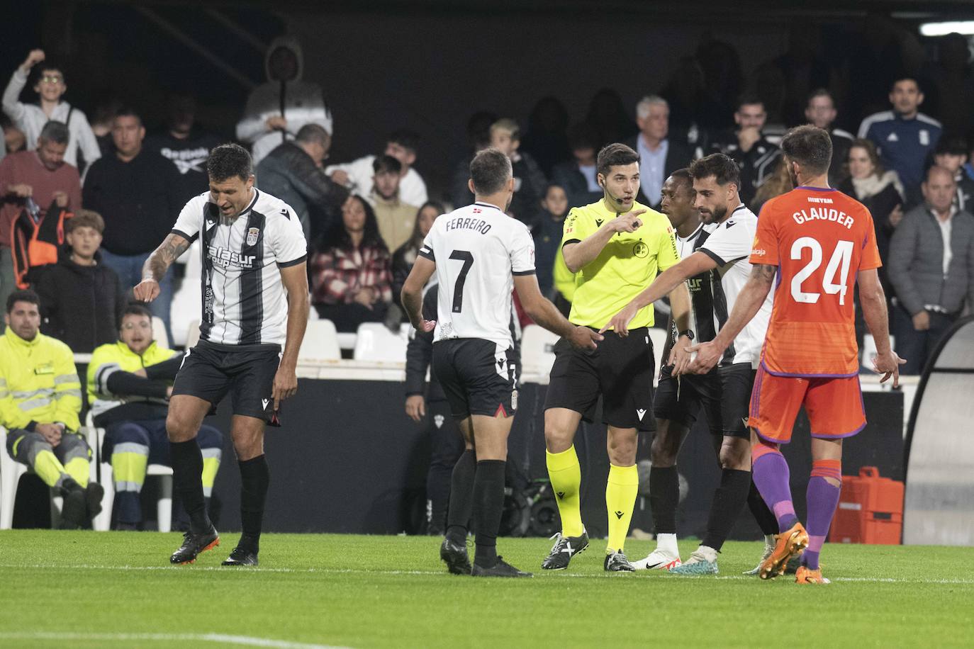 El empate del Cartagena frente al Albacete, en imágenes