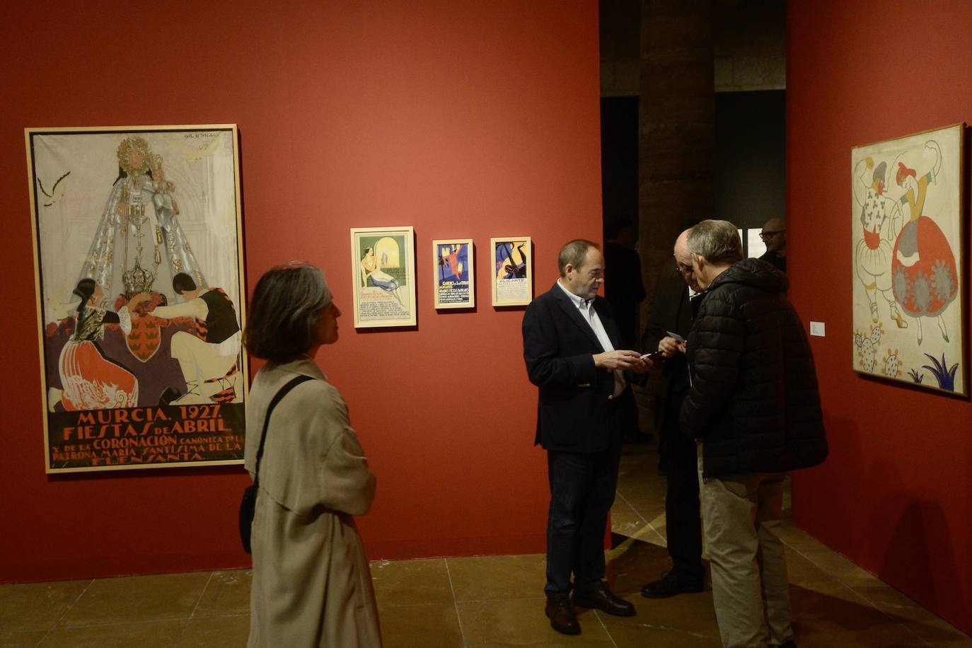 La inauguración de la exposición por el 100 aniversario del Suplemento Literario de LA VERDAD, en imágenes
