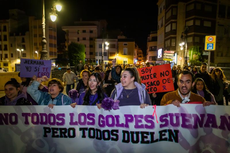 Orihuela llora a sus dos víctimas de la violencia machista en este año con la sonada ausencia de Vox