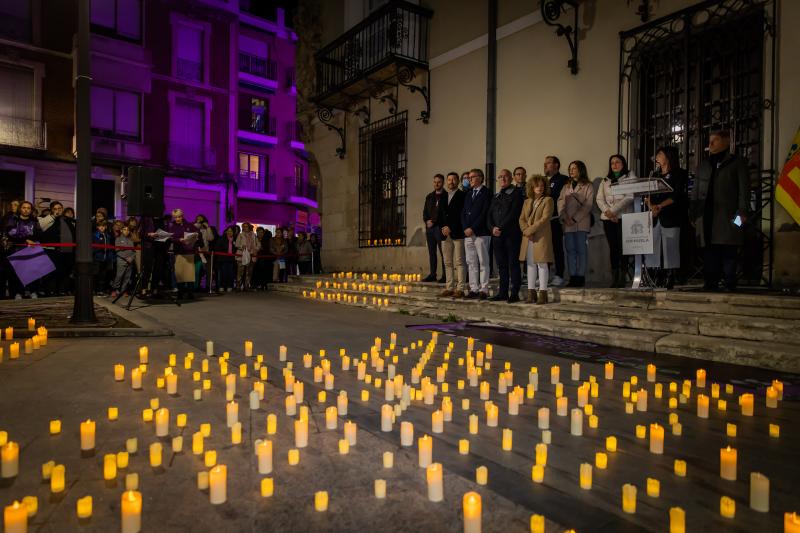 Orihuela llora a sus dos víctimas de la violencia machista en este año con la sonada ausencia de Vox