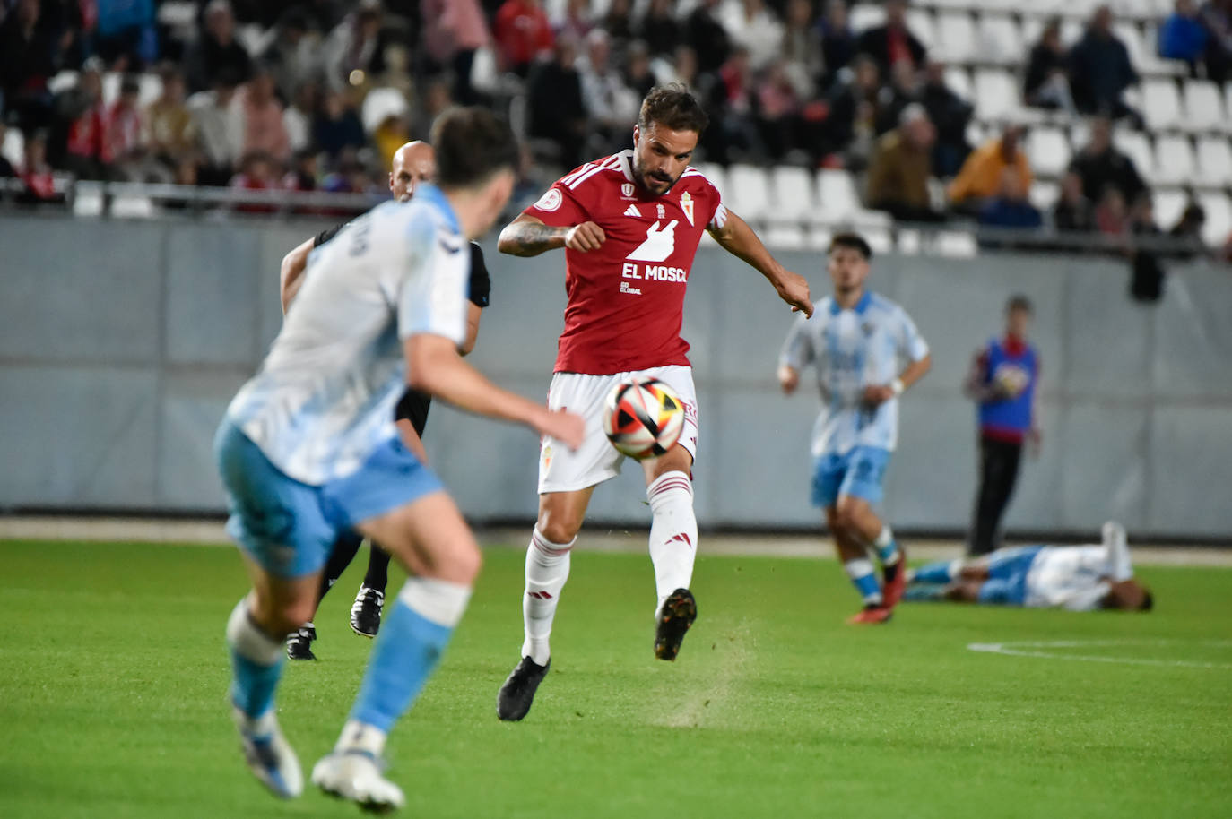 La derrota del Real Murcia frente al Málaga, en imágenes