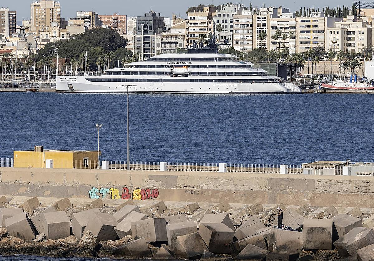 Un crucero llega al Puerto de Cartagena a principios de este mes de noviembre.