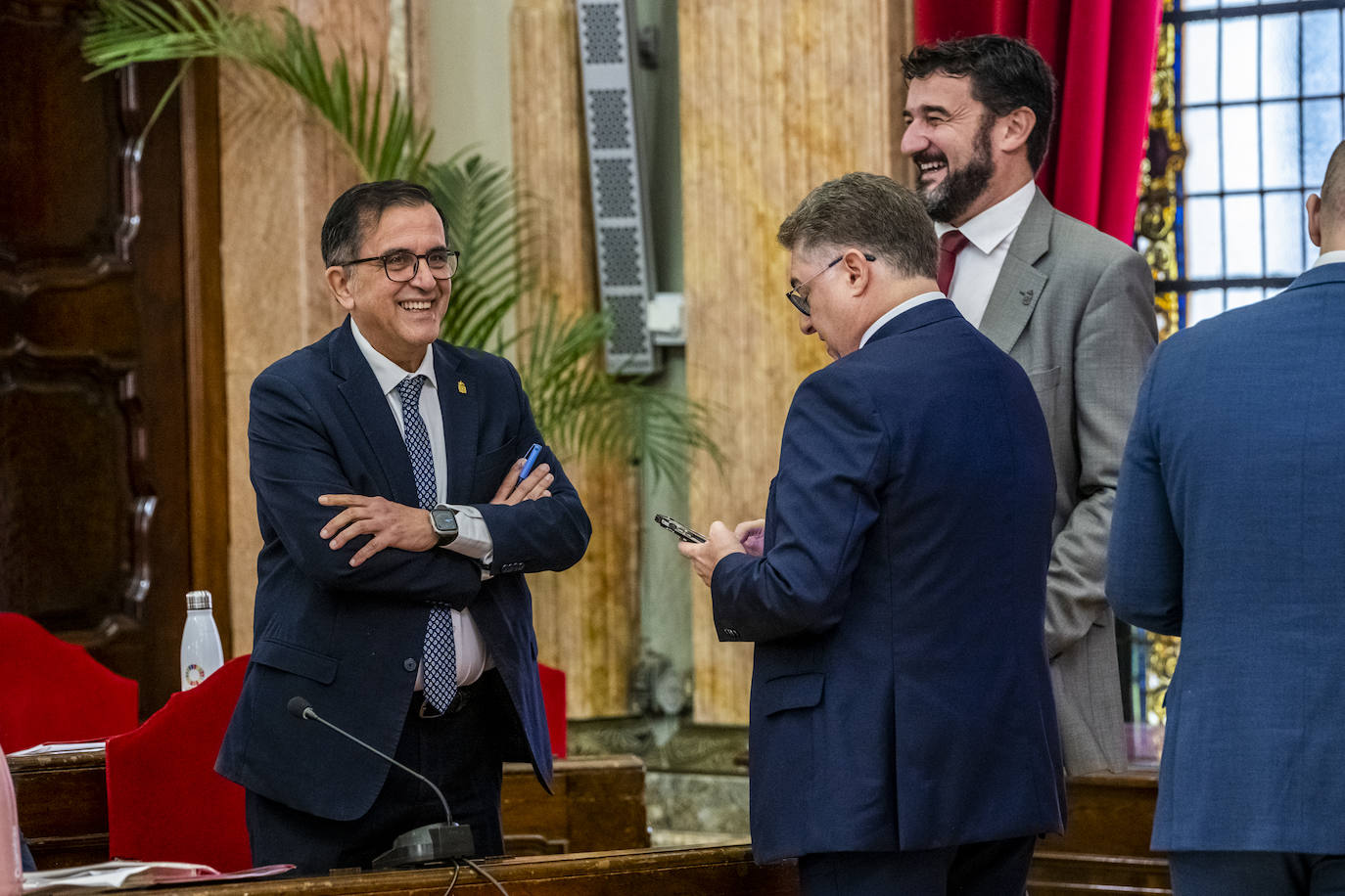 El Pleno del Ayuntamiento de Murcia, en imágenes