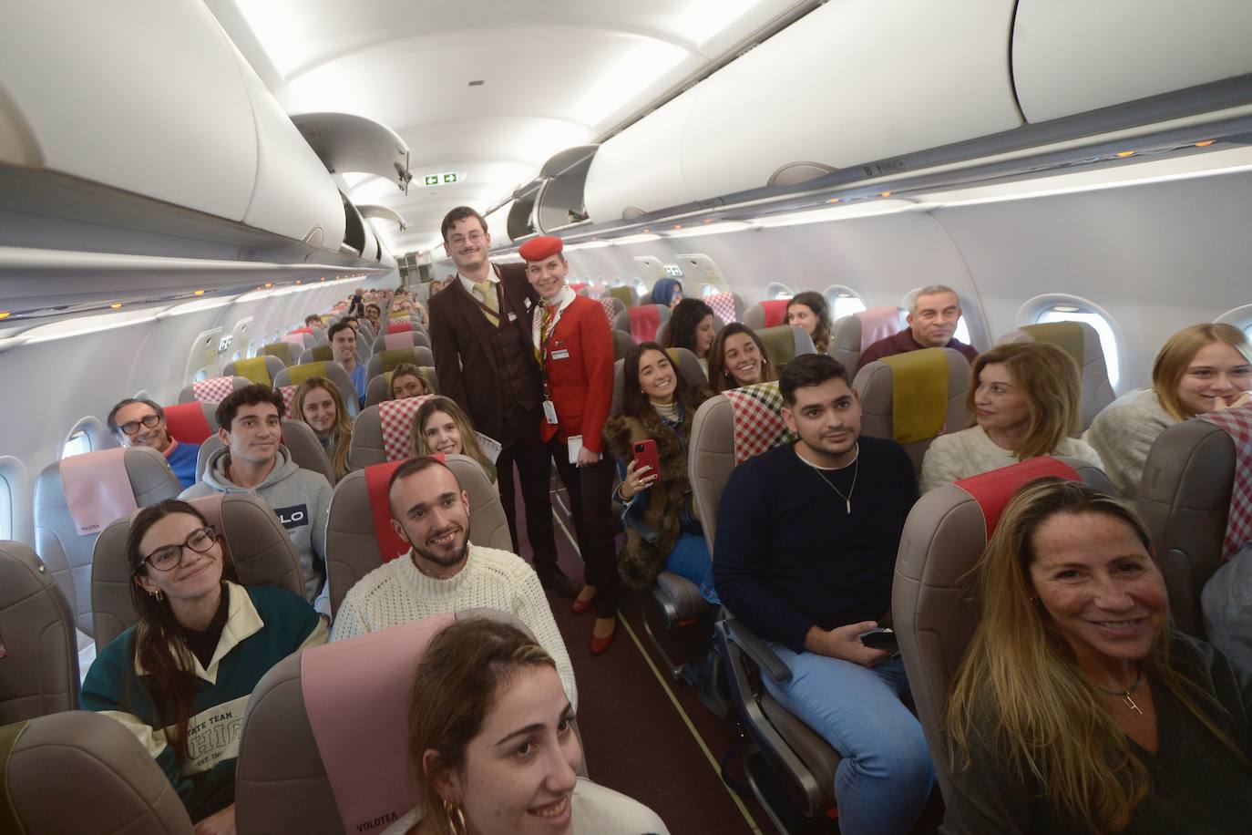 El vuelo entre Madrid y Murcia, en imágenes