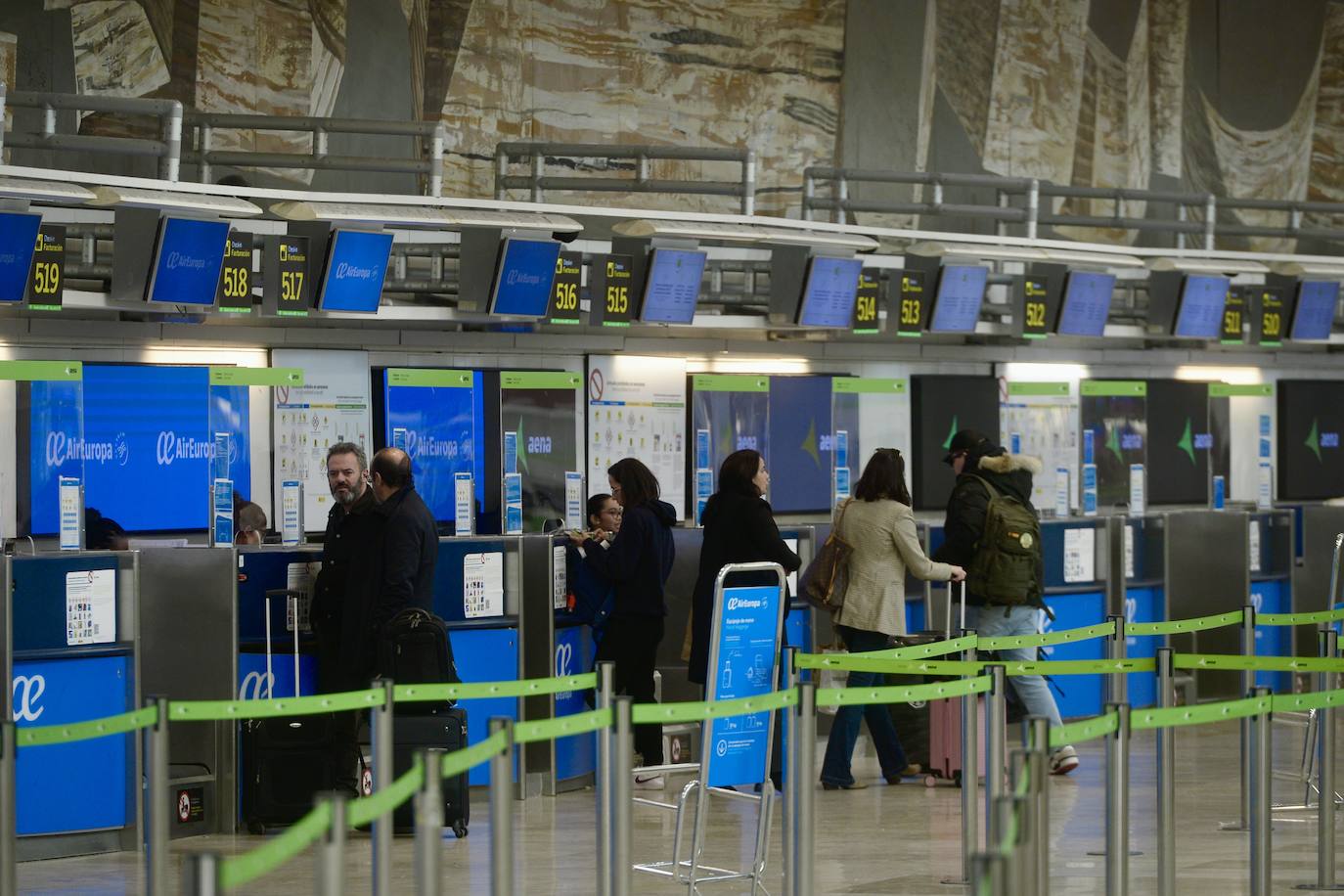 El vuelo entre Madrid y Murcia, en imágenes