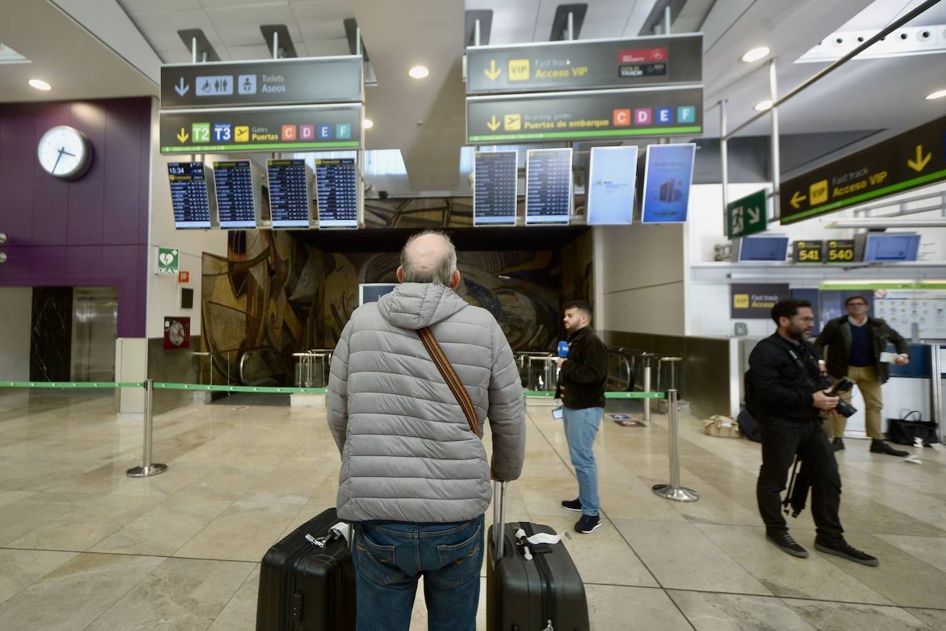 El vuelo entre Madrid y Murcia, en imágenes