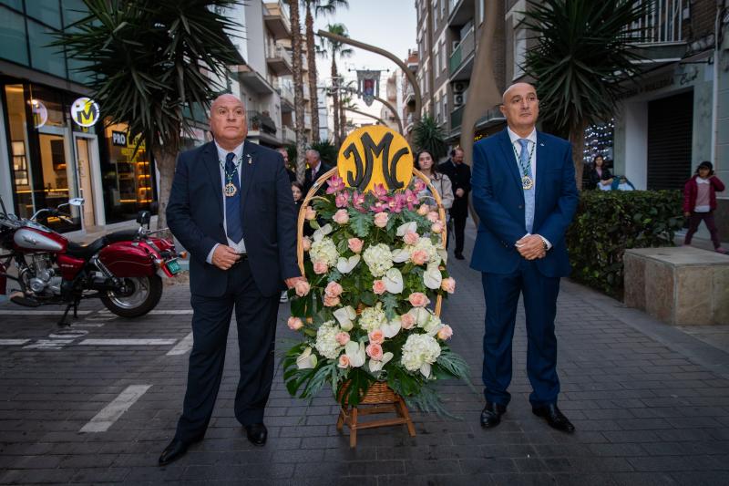 La ofrenda de flores a La Purísima de Torrevieja, en imágenes