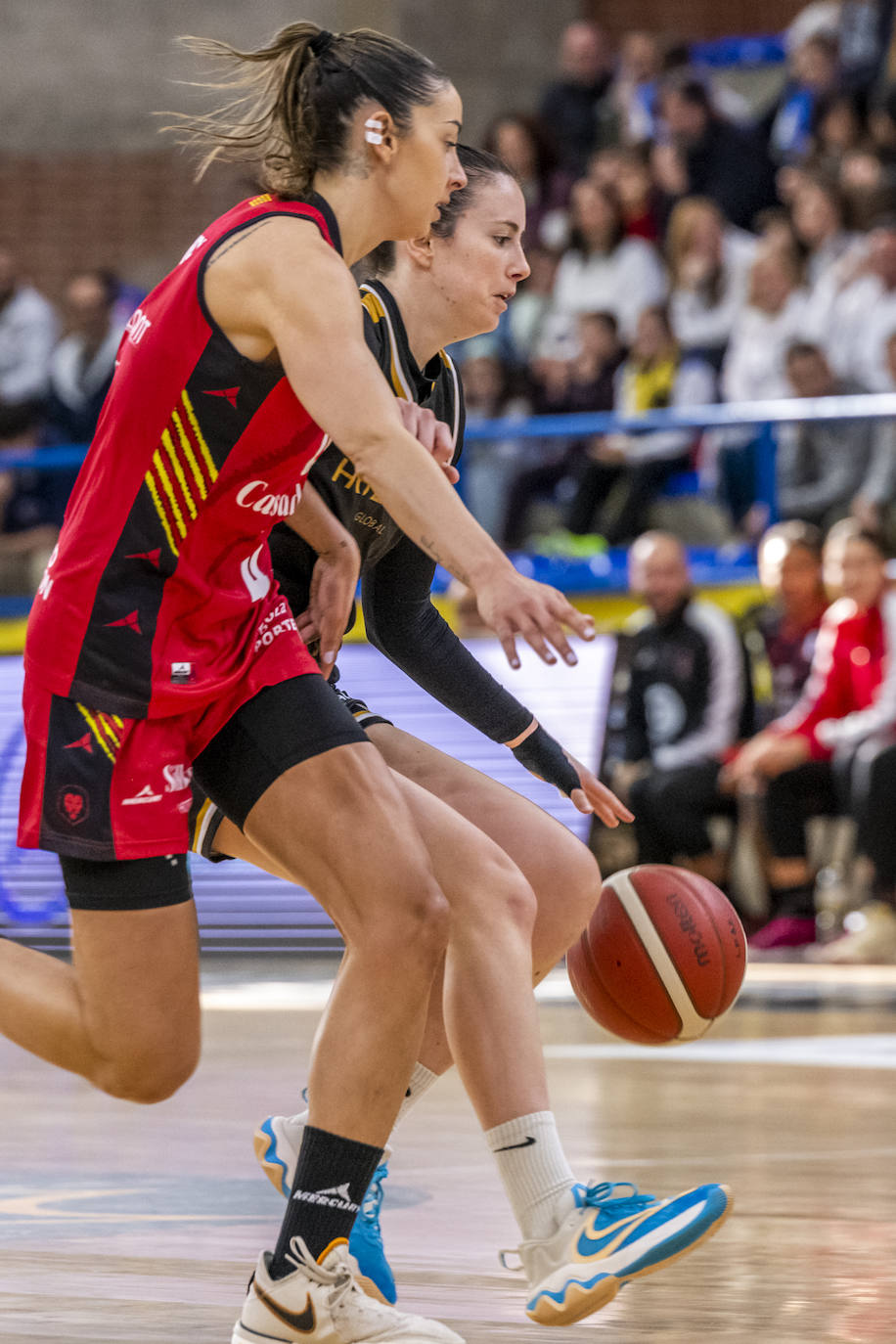 El partido entre el Jairis y el Casademont Zaragoza, en imágenes