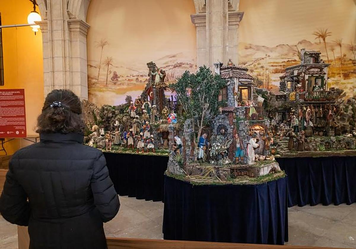 El belén napolitano de Orihuela, en imágenes