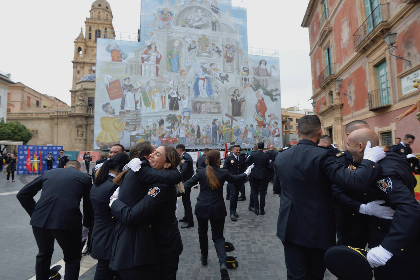 La toma de posesión de 56 nuevos policías locales de Murcia, en imágenes