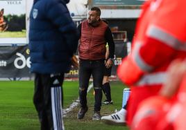 Adrián Hernández, entrenador del Yeclano.