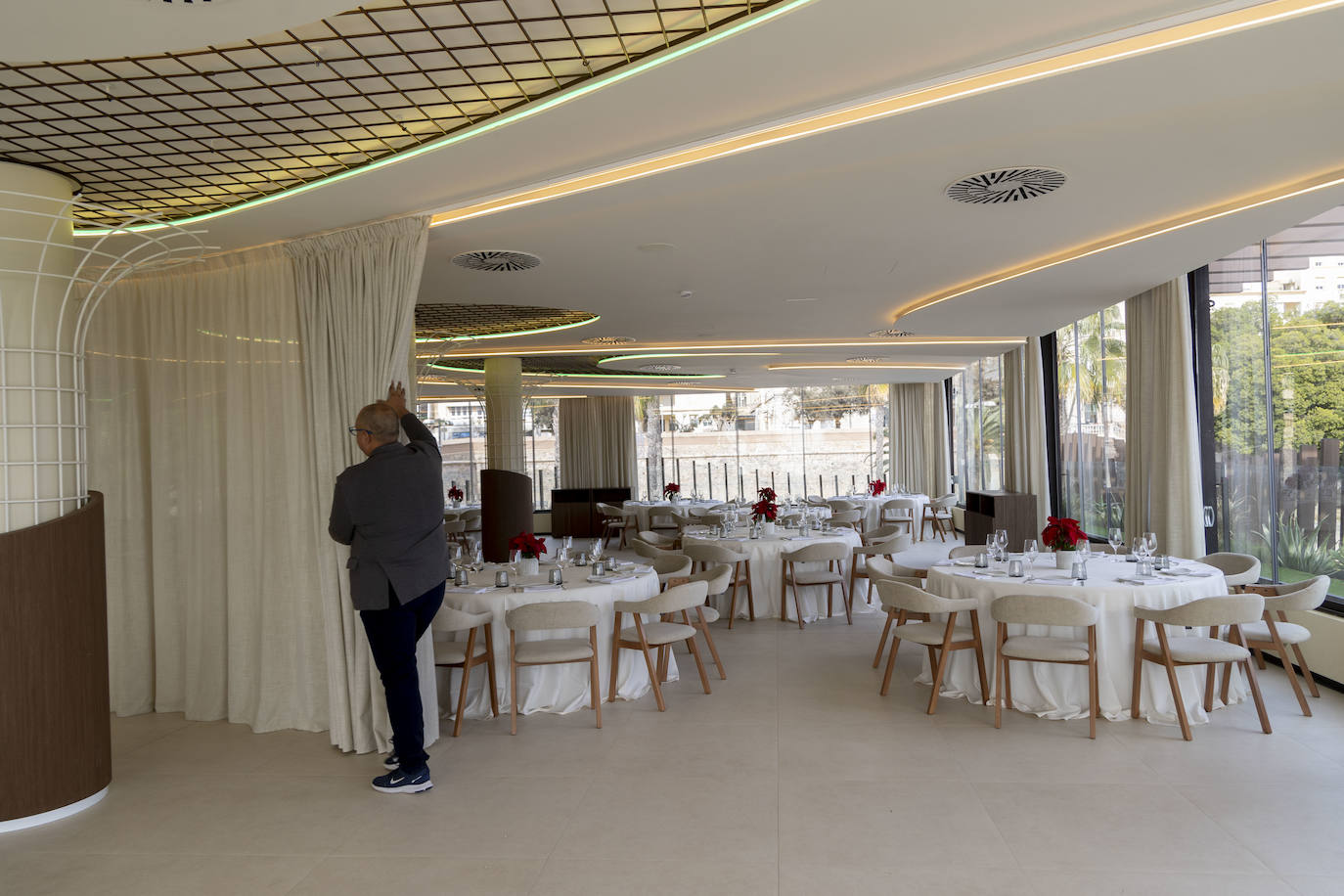 Así es el interior del complejo hostelero de Licor 43