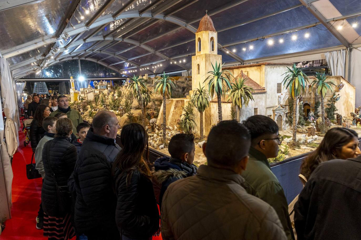 La apertura del Belén municipal de Cartagena y el encendido de luces, en imágenes