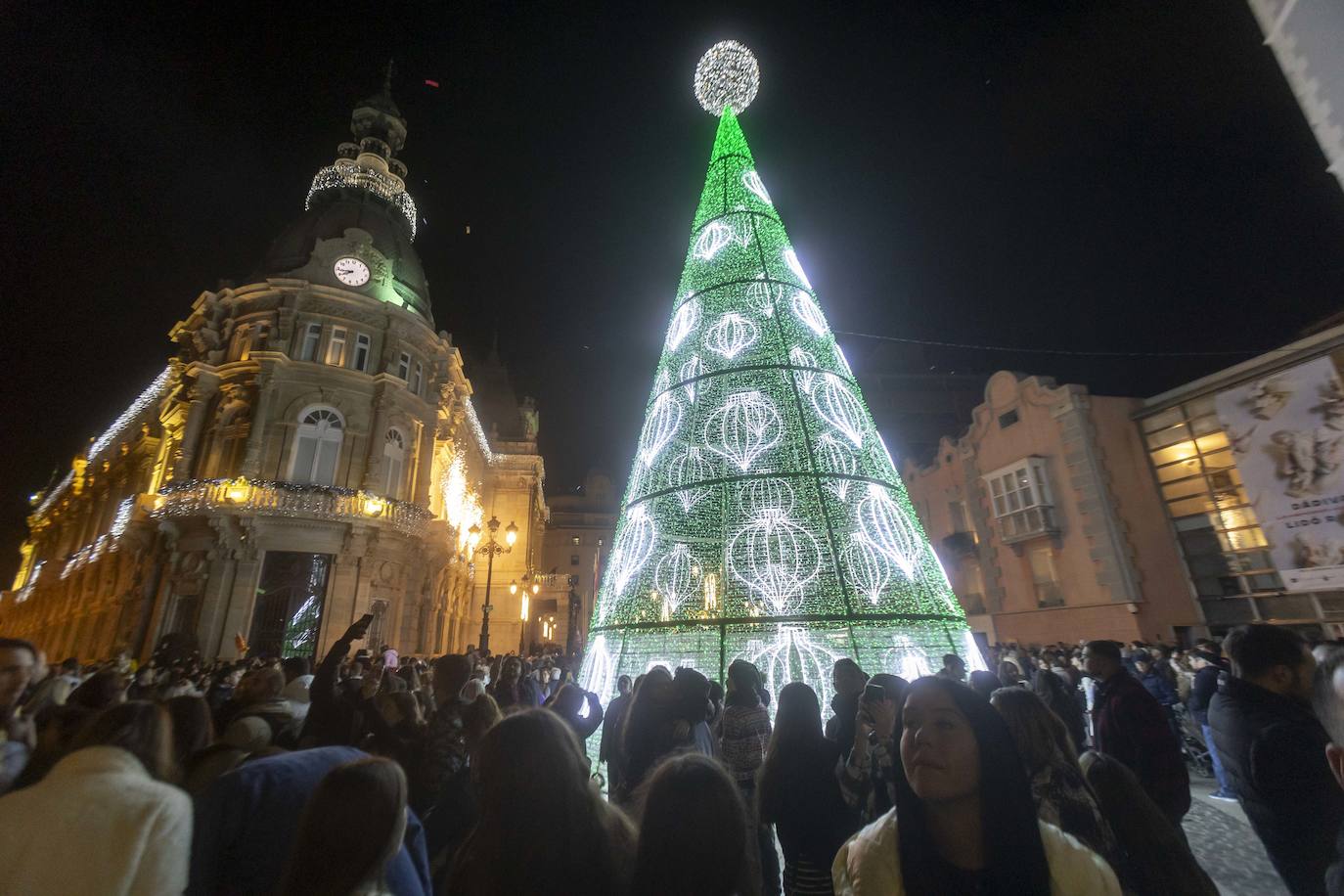 La apertura del Belén municipal de Cartagena y el encendido de luces, en imágenes