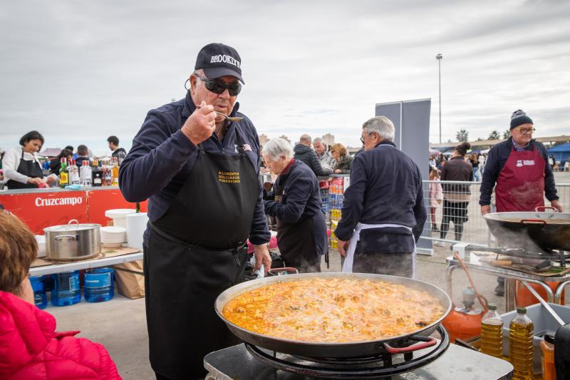 Las imágenes del concurso de paellas de Torrevieja