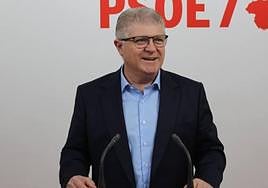 José Vélez, secretario general del PSOE de la Región.