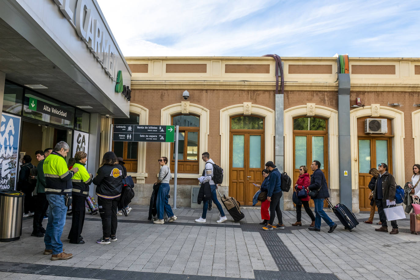 Llegada a Murcia del primer tren Avlo desde Madrid, en imágenes