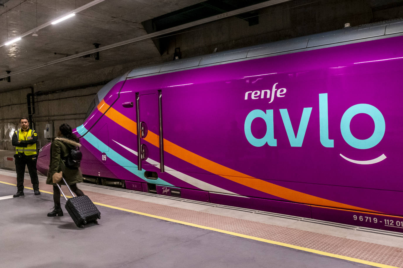 Llegada a Murcia del primer tren Avlo desde Madrid, en imágenes