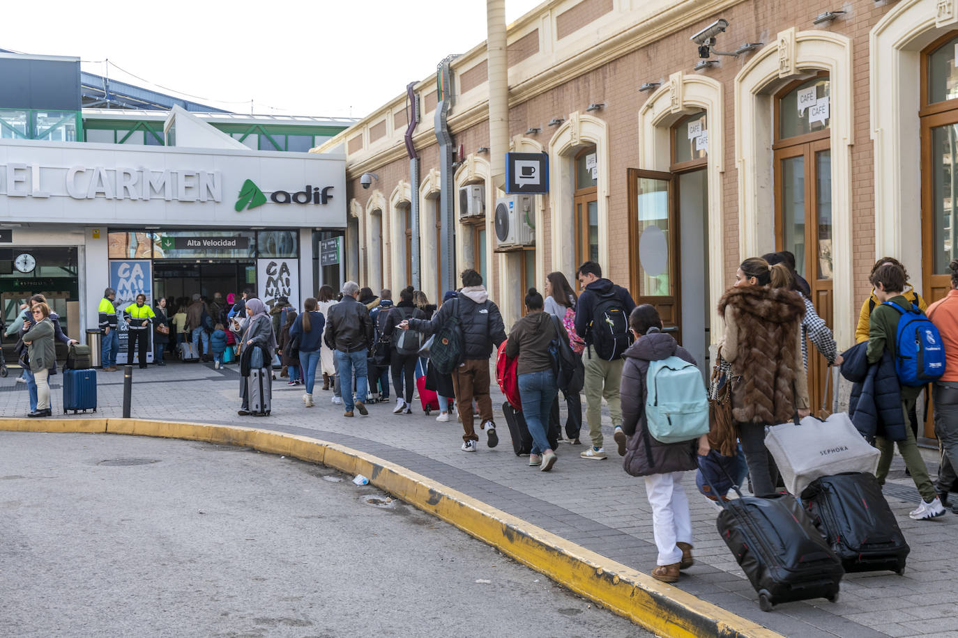 Llegada a Murcia del primer tren Avlo desde Madrid, en imágenes