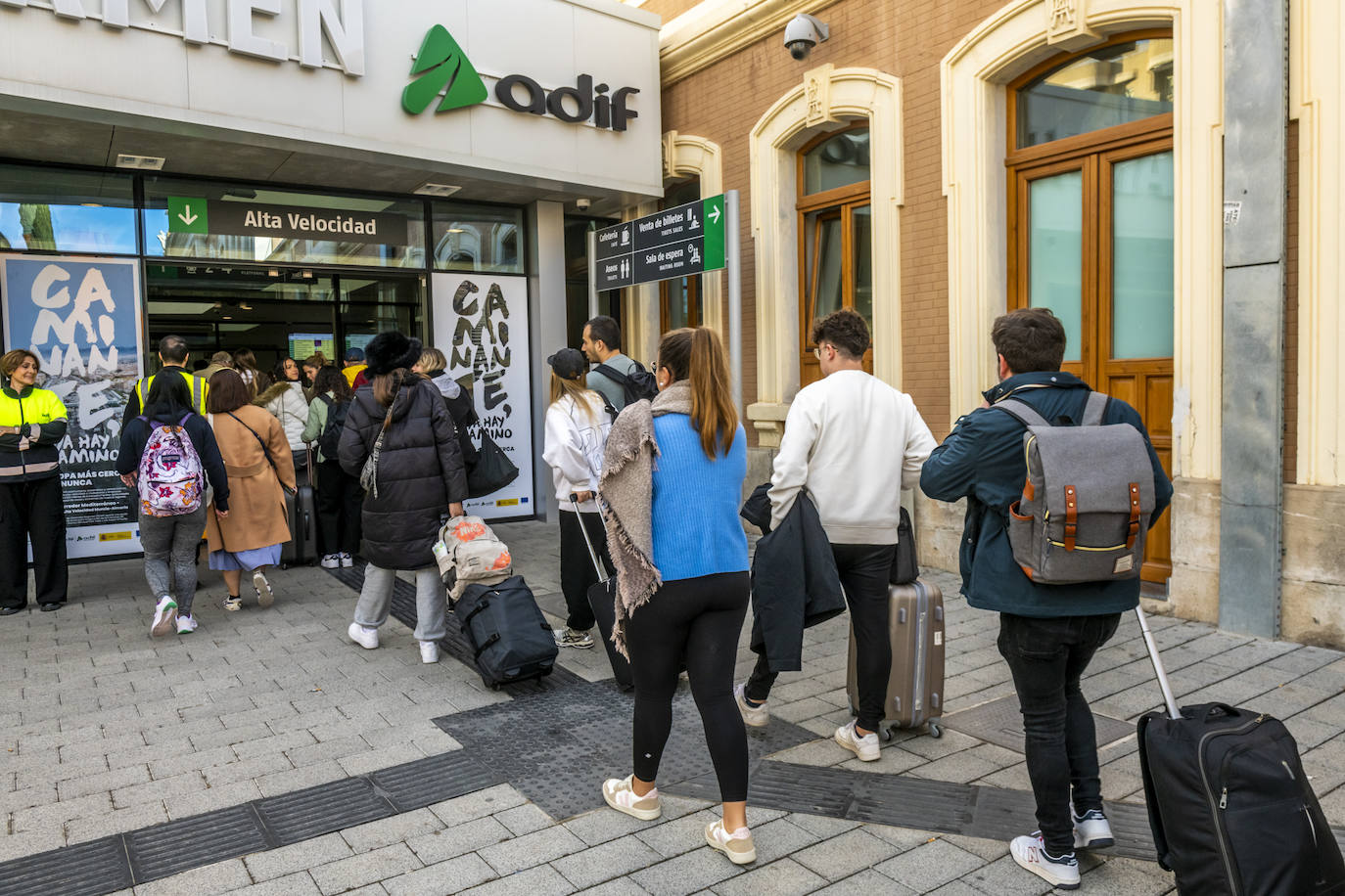 Llegada a Murcia del primer tren Avlo desde Madrid, en imágenes