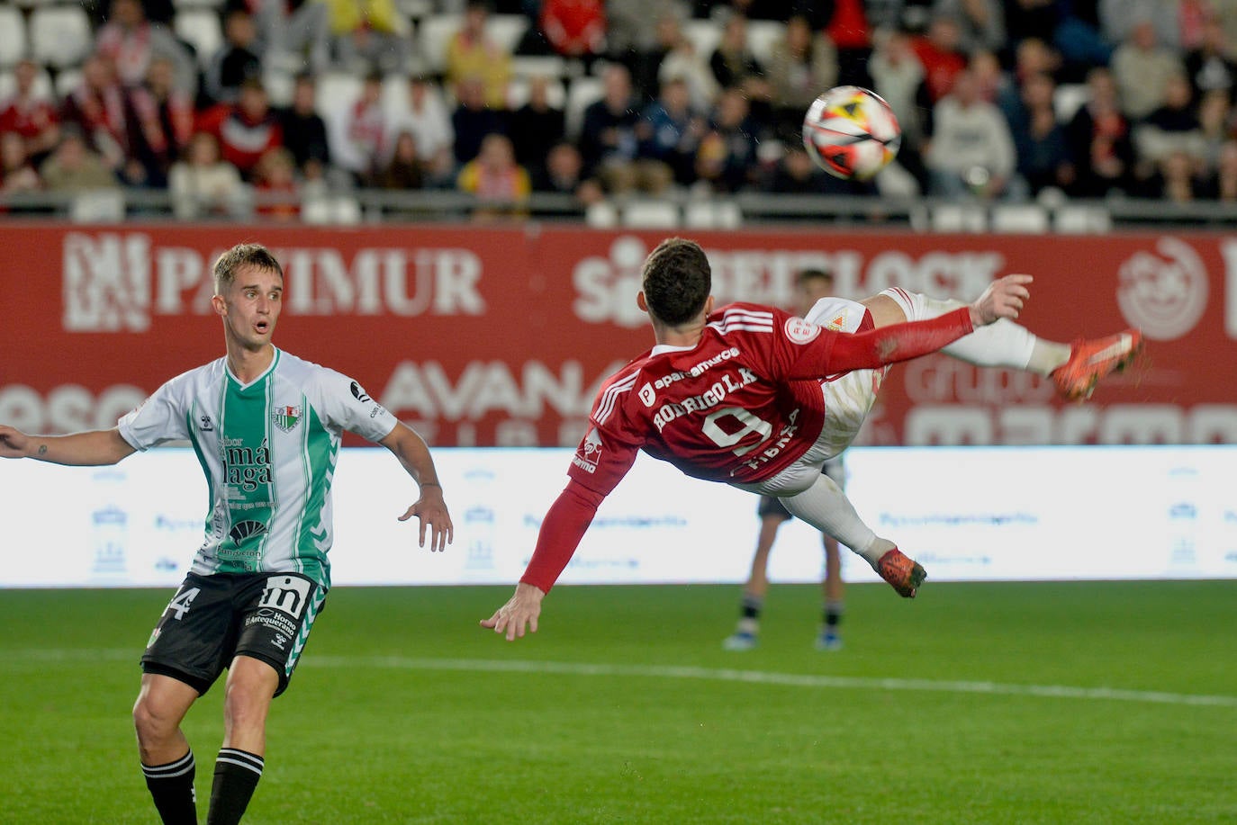 La derrota del Real Murcia frente al Antequera, en imágenes