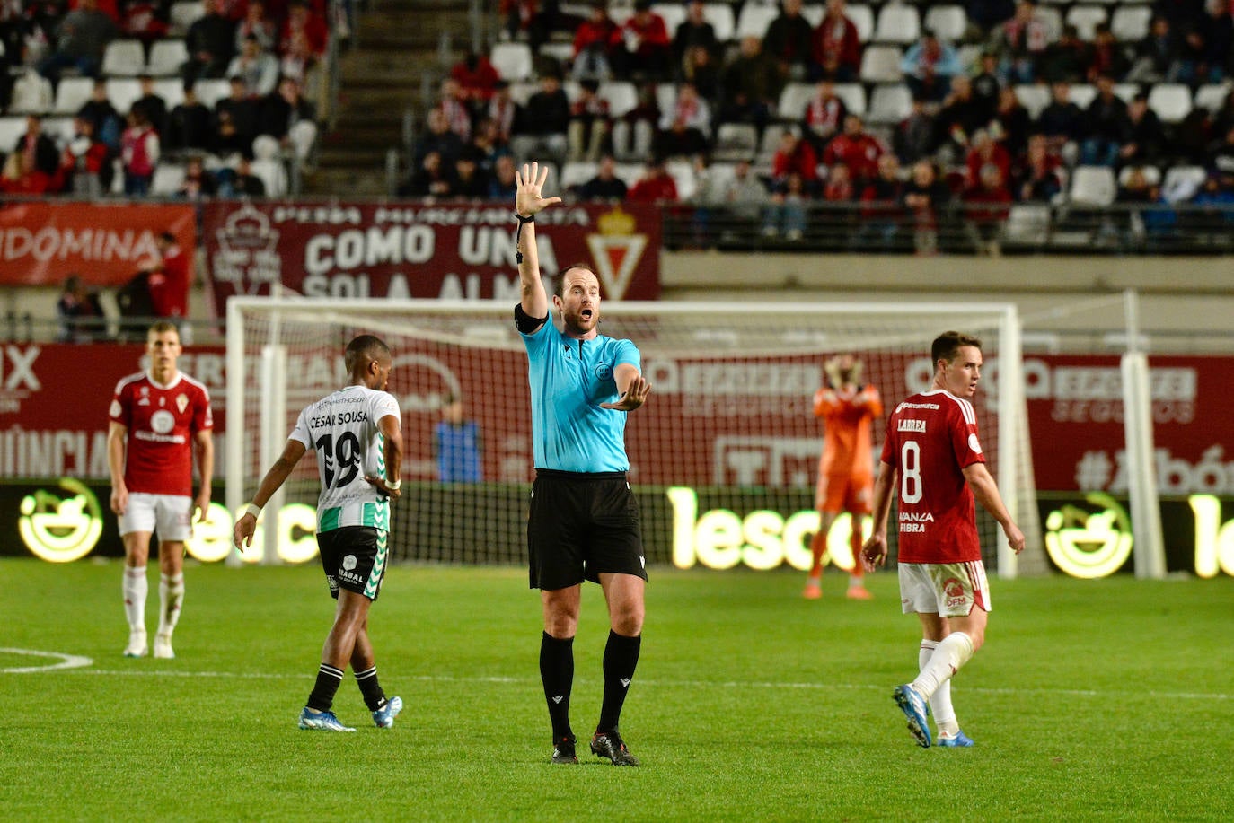 La derrota del Real Murcia frente al Antequera, en imágenes