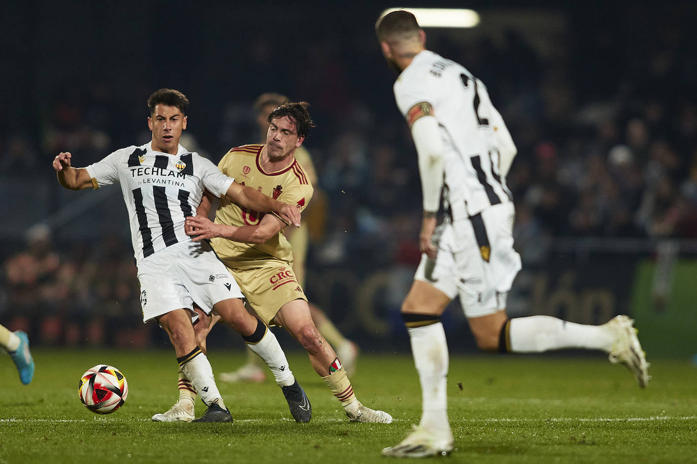 La derrota del Real Murcia frente al Castellón, en imágenes