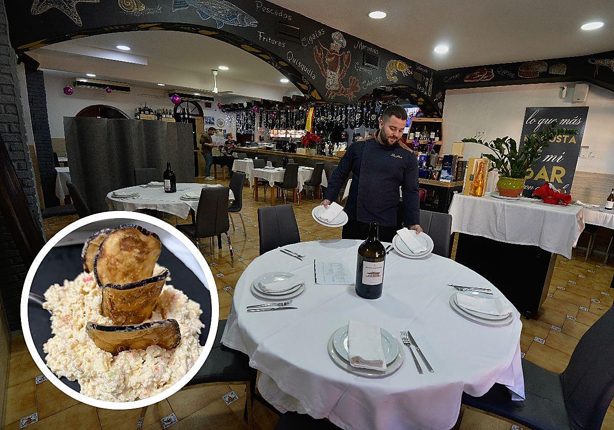 Preparando el comedor del restaurante Los Sobrinos, en Ceutí.