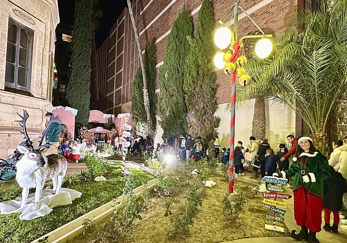 La Casa de Papá Noel está situada en el Palacete de Huerto Ruano.