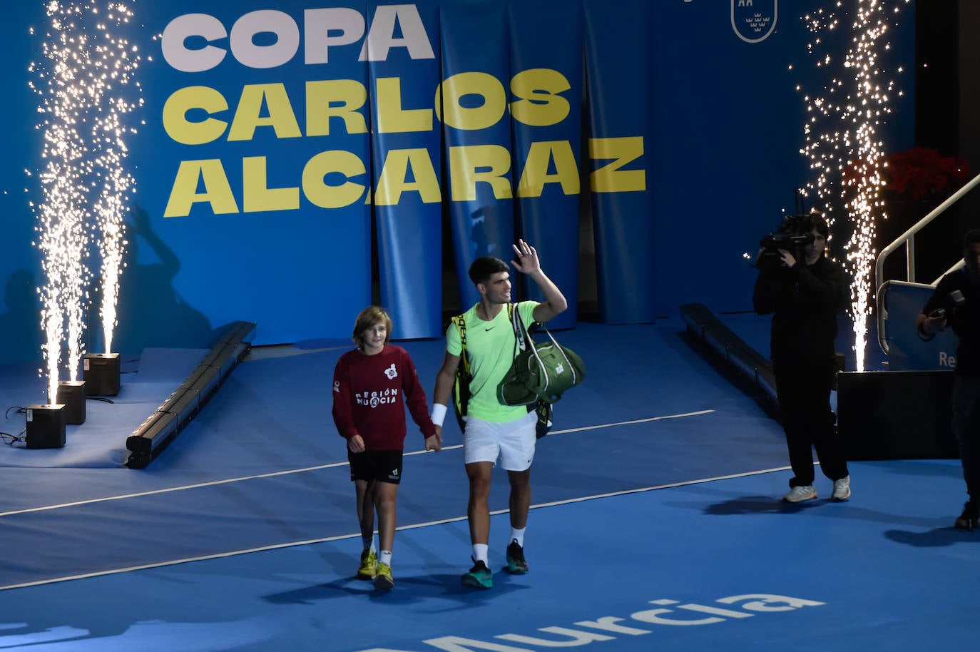 Ambiente de fiesta en la Copa Carlos Alcaraz