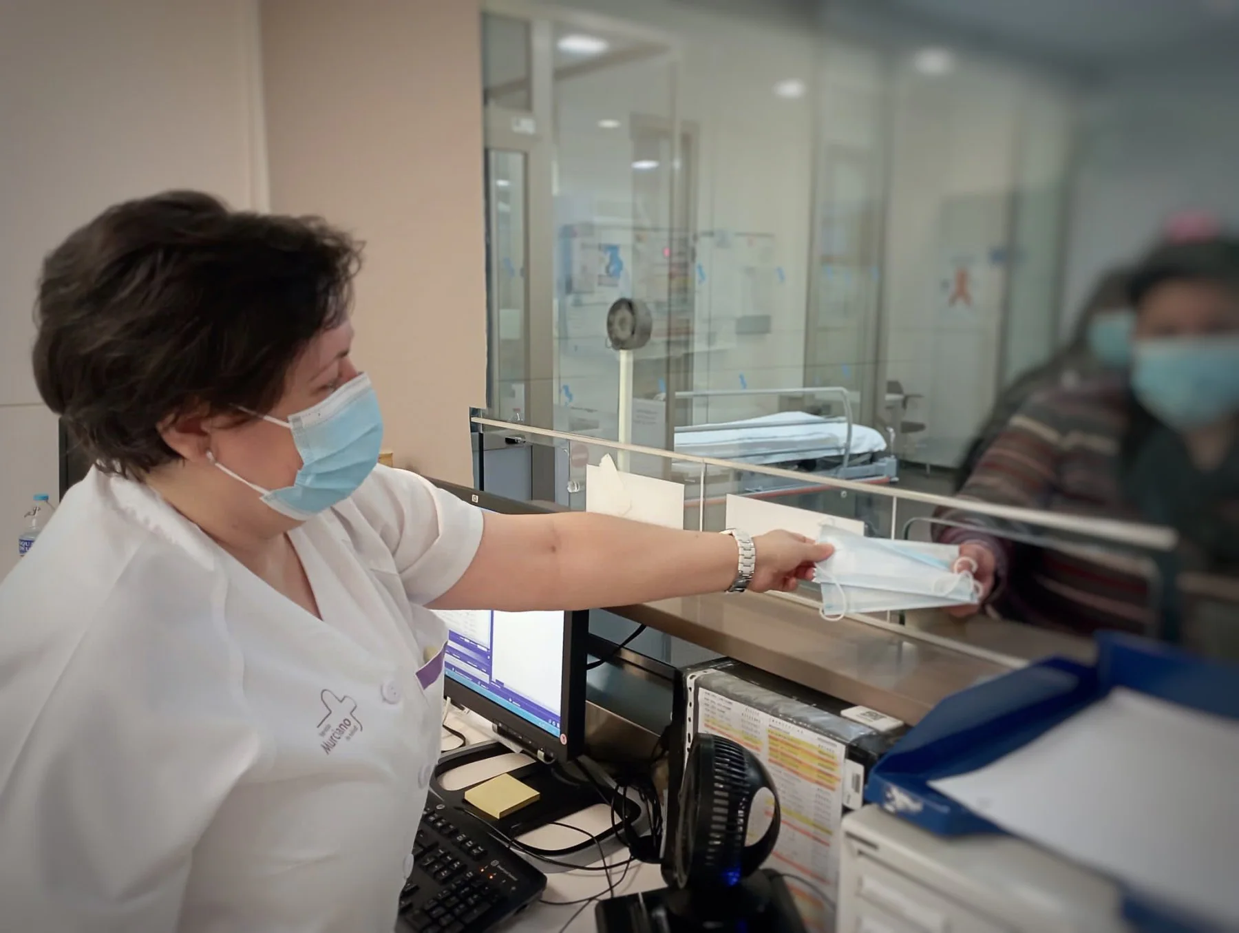 Los servicios de Urgencias de la Región de Murcia repartirán mascarillas a pacientes y familiares