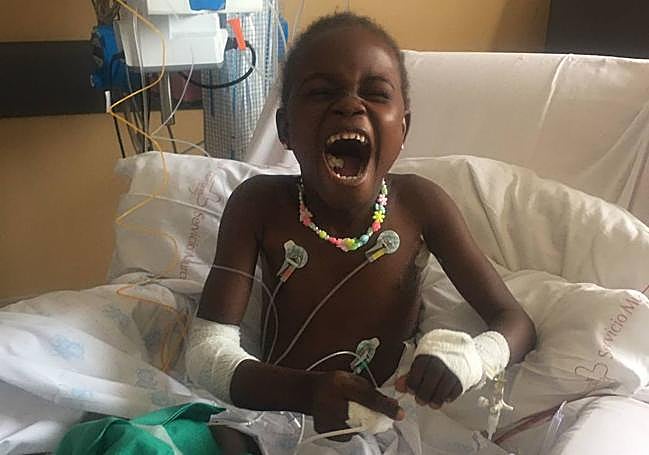 Kadilla bromea durante su hospitalización en La Arrixaca.