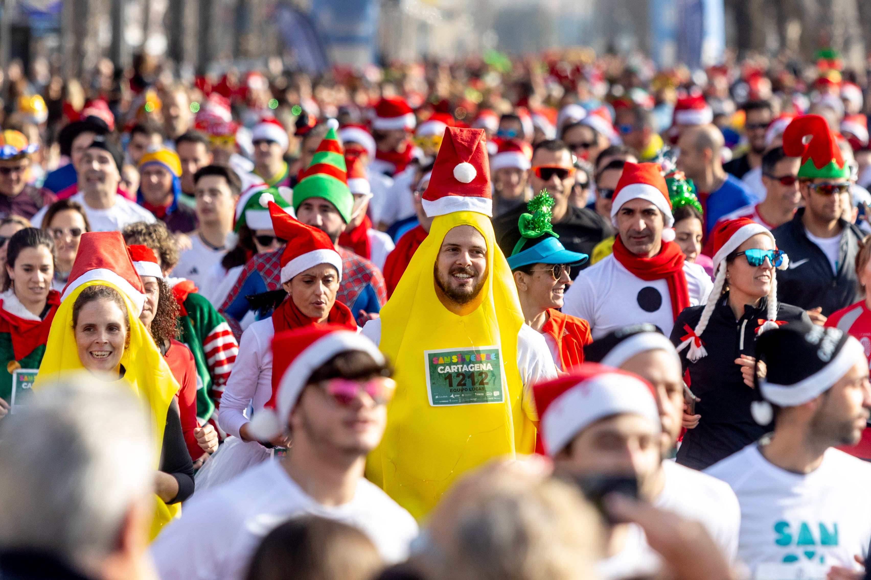 Los disfraces de la San Silvestre de Cartagena 2023, en imágenes