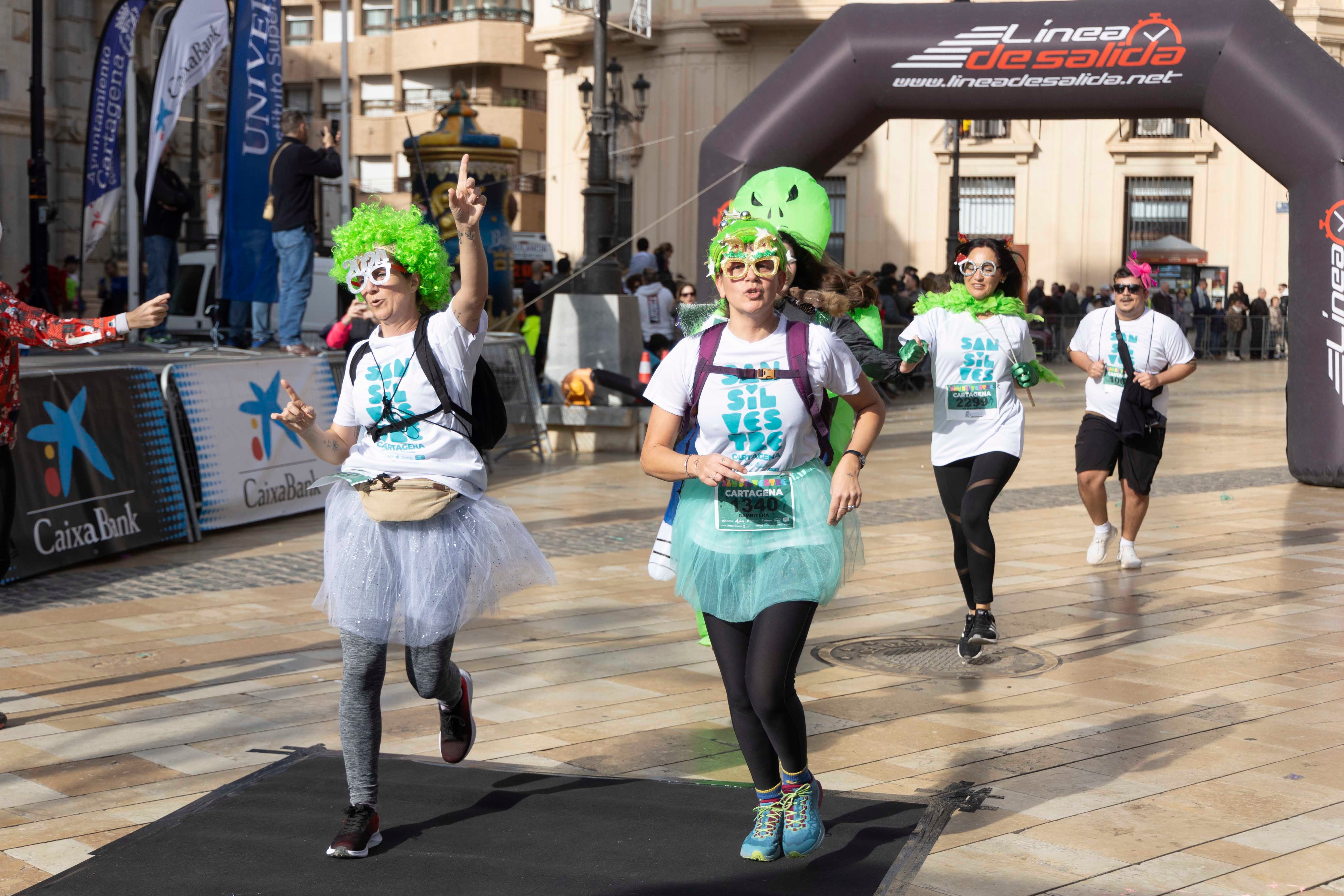 Los disfraces de la San Silvestre de Cartagena 2023, en imágenes