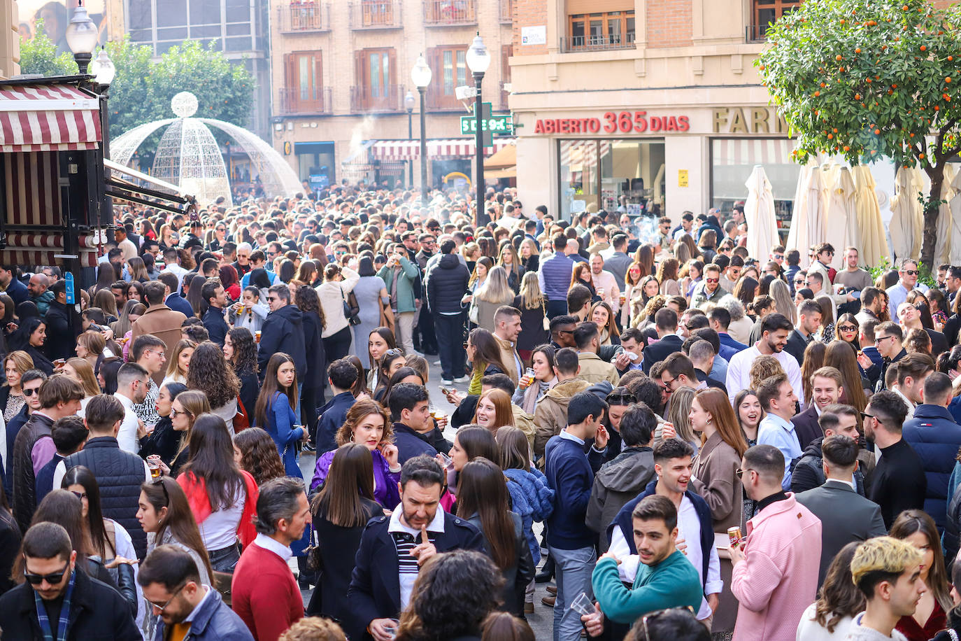 La &#039;tardevieja&#039; de 2023 en Murcia, en imágenes