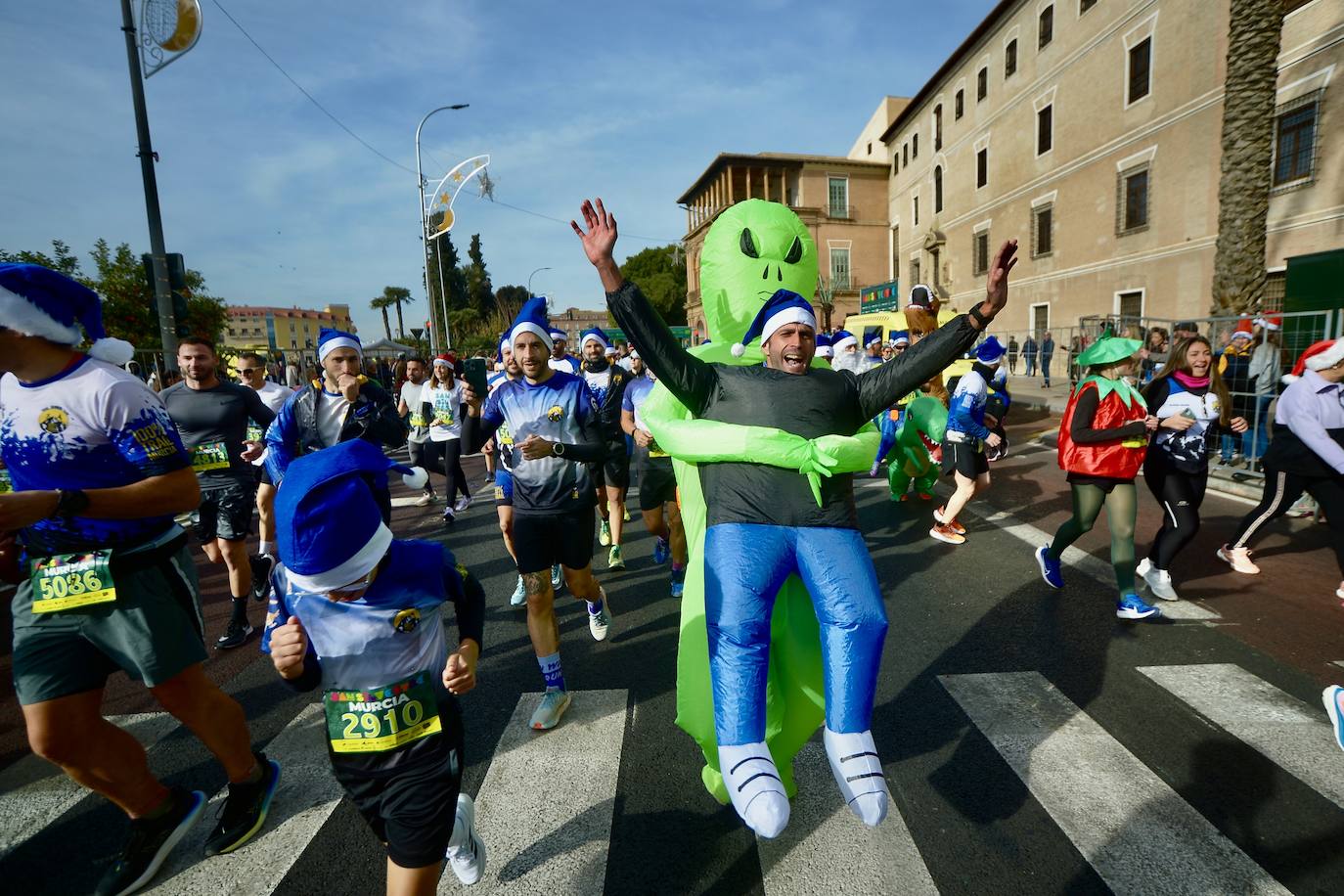 Los disfraces de la San Silvestre de Murcia 2023, en imágenes