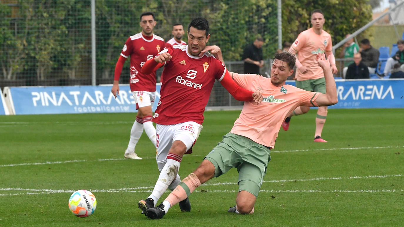 Fotos: El Real Murcia cae ante el Werder Bremen alemán (2-0)