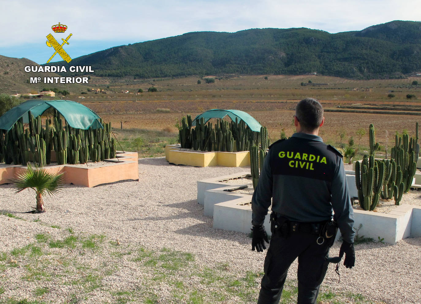 Fotos: La casa de retiros espirituales desmantelada en Yecla, en imágenes