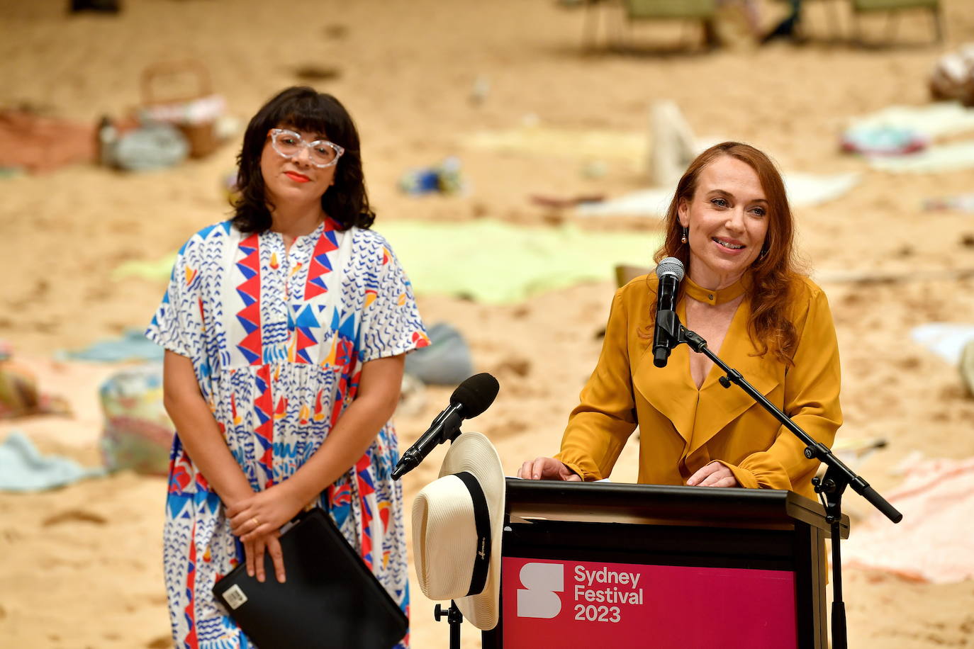 Fotos: Un día de playa en la ópera