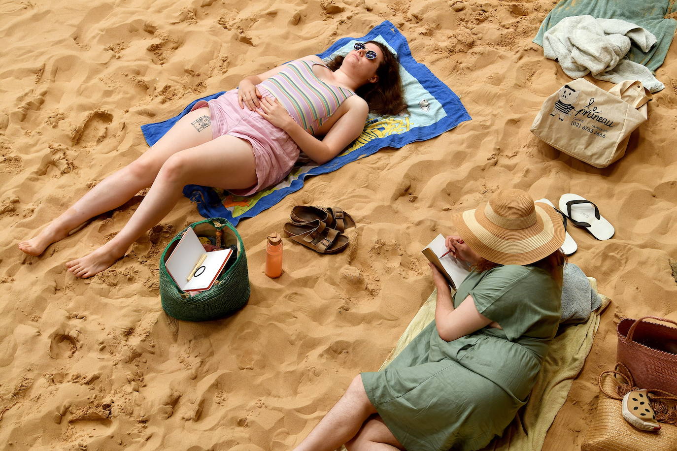 Fotos: Un día de playa en la ópera