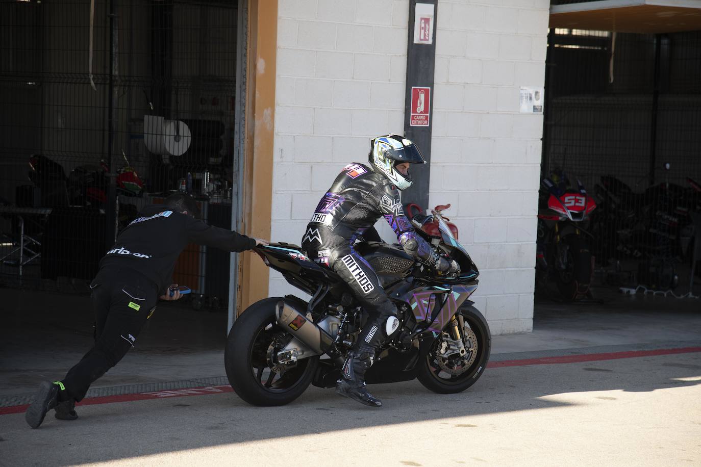 Fotos: Acosta se pone a punto en Cartagena