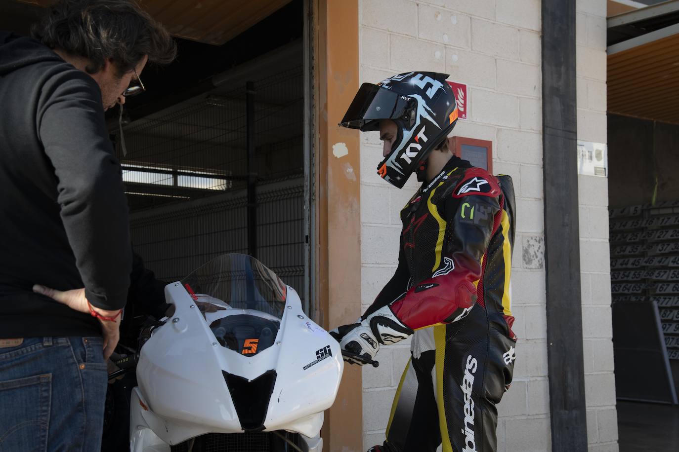 Fotos: Acosta se pone a punto en Cartagena