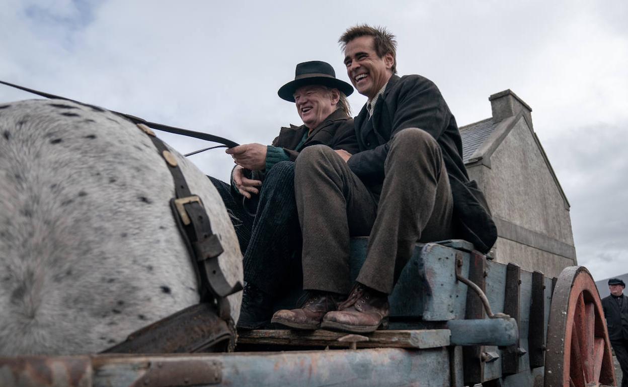 Brendan Gleeson y Colin Farrell, en un fotograma de la película.