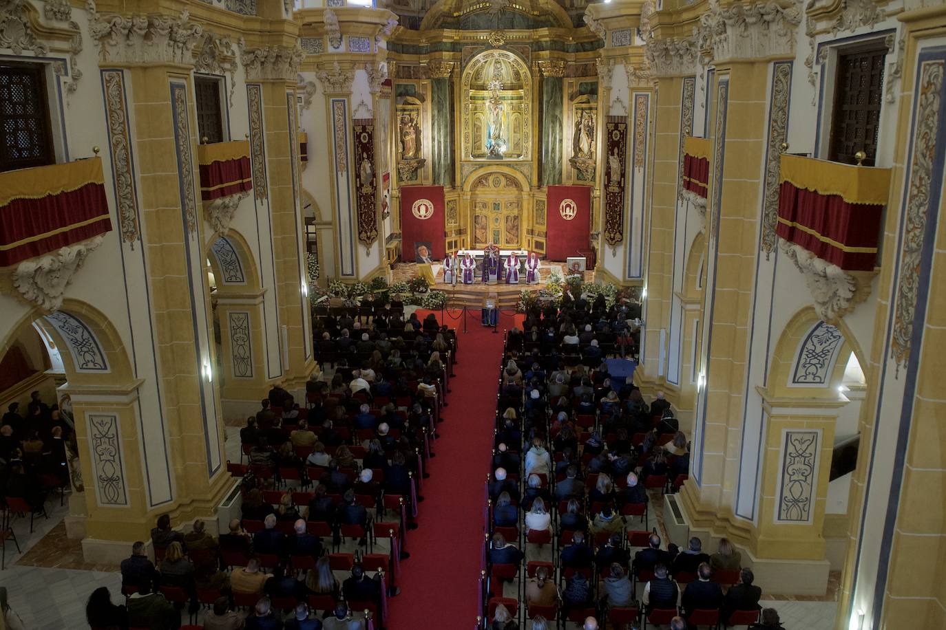Fotos: El último adiós a José Luis Mendoza, en imágenes